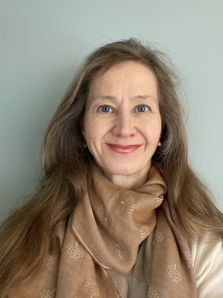 Annika Stokke Varner style=